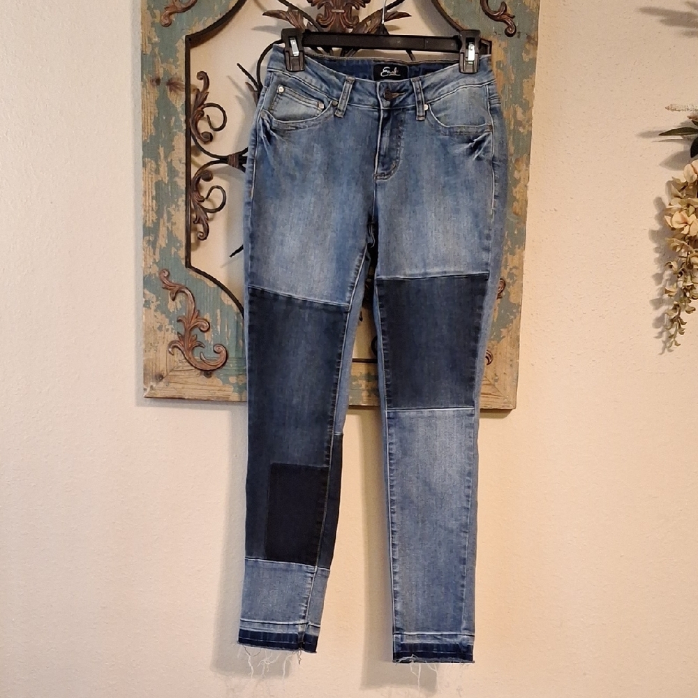 Earl Jeans Blue Skinny Patchwork Denim. Size 2 NWOT